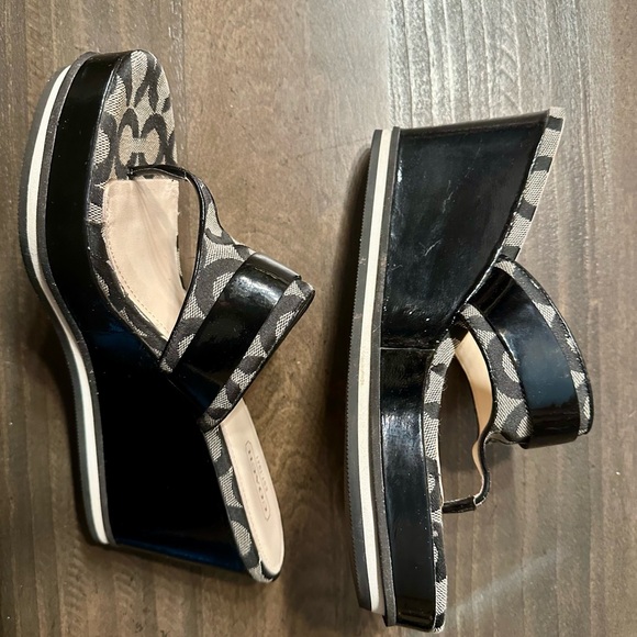 Coach Gypsy Signature C Platform Wedge - Picture 4 of 6